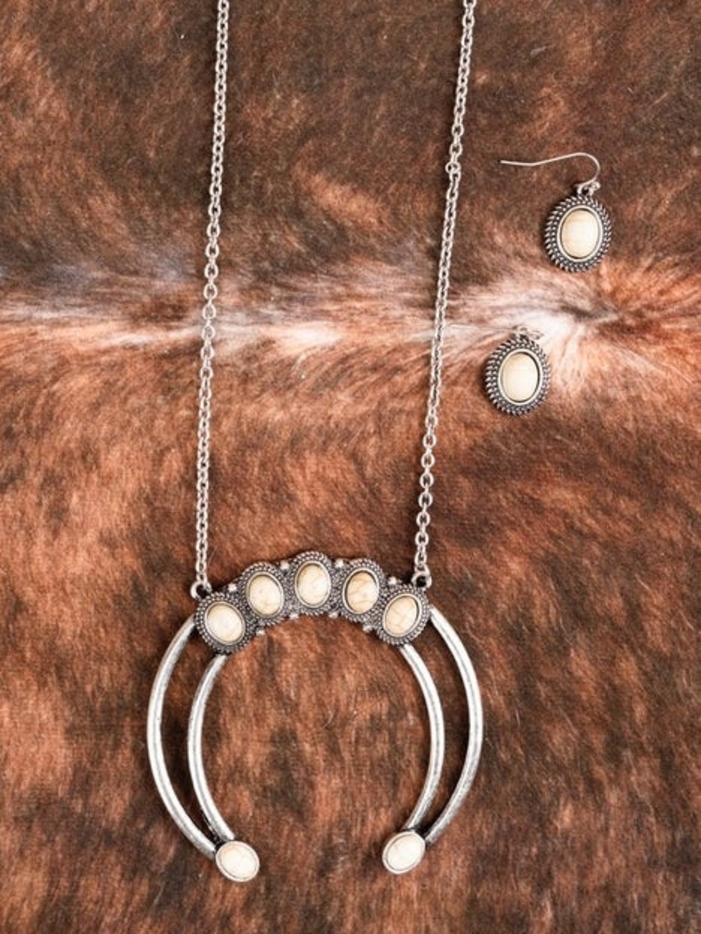 ICON Silver-Tone Necklace and Cream Stone Earrings Set